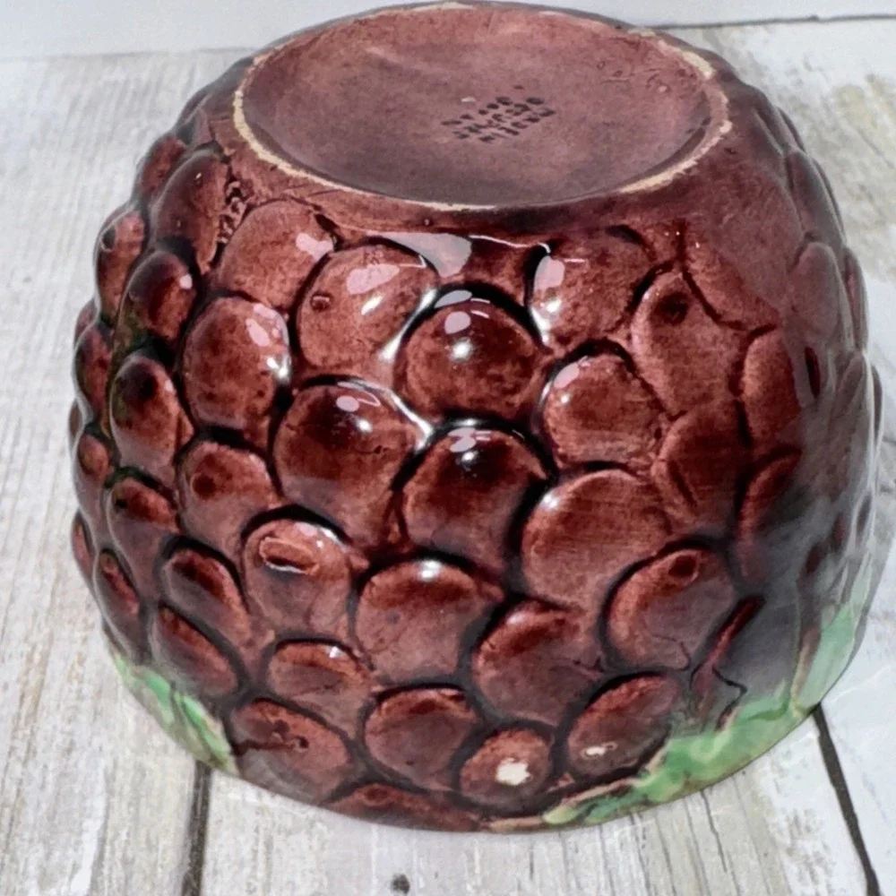 VTG  Occupied  Japan Deep Red‎ Grape Figural Sugar Bowl Jam Jar Lid Pottery GUC
